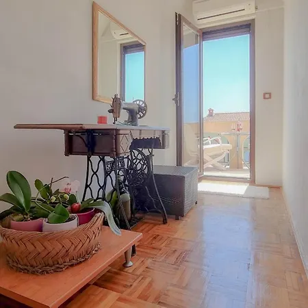 Maria Nina Apartment